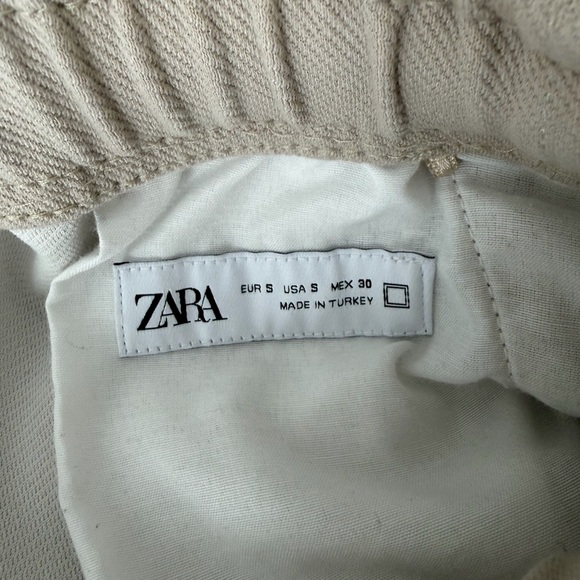 Zara Women’s Beige Joggers Ankle Length - Picture 3 of 4